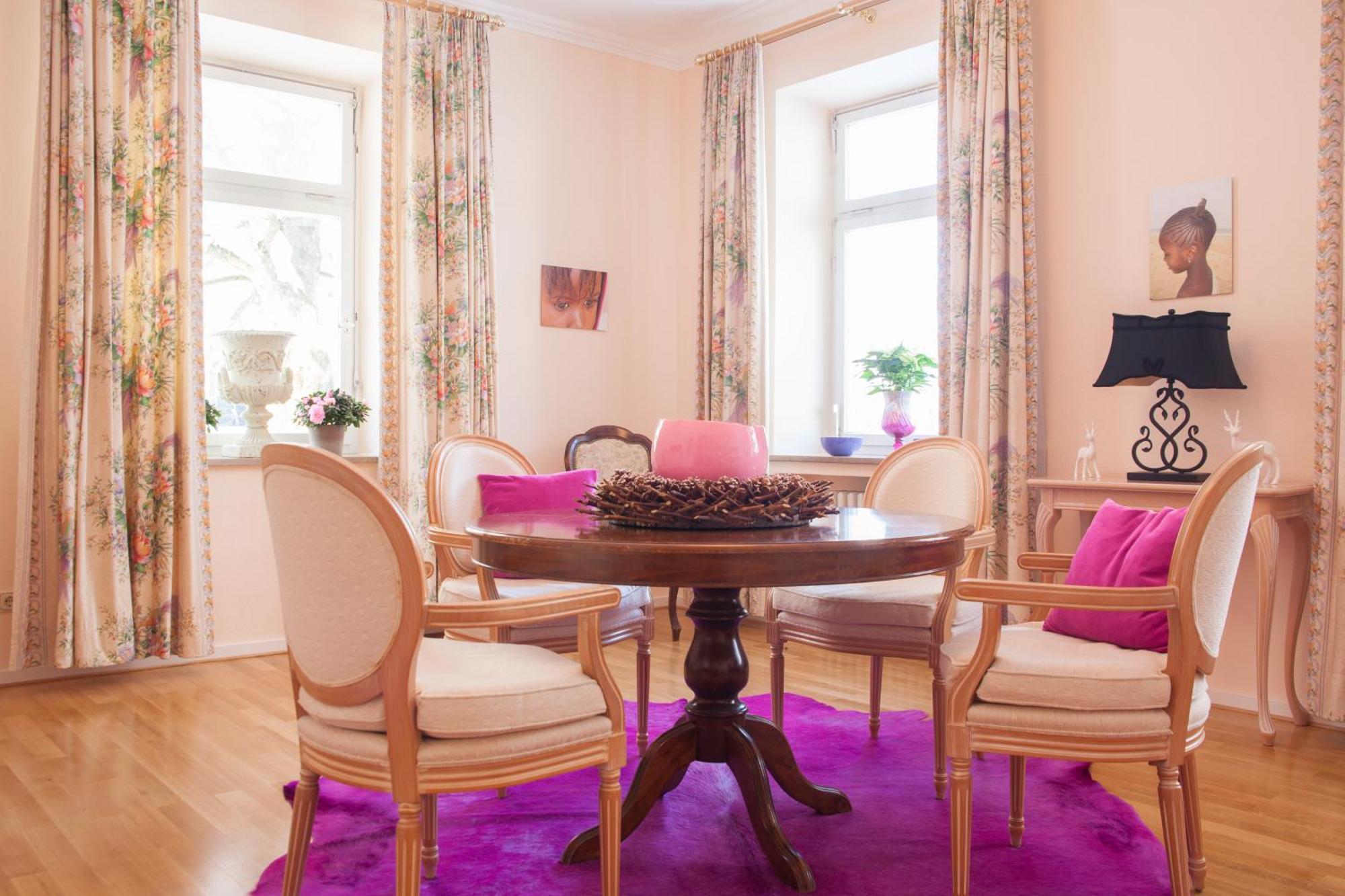 Villa Adolphine Rotta Exteriér fotografie